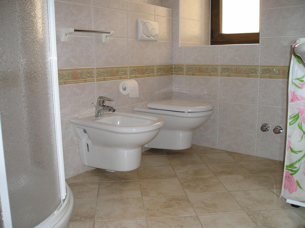 Appartamenti Donini Marco Molveno Habitación foto